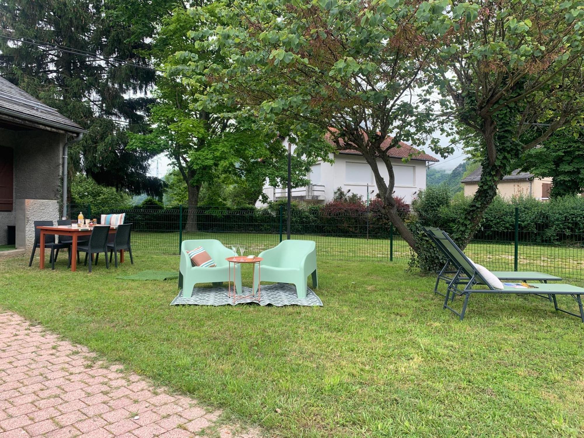 La Suite Unique - Le Jardin Sur Les Pyrenees- Vue Panoramique Montagne -Jardin Cloture Prive De 100M2-Parking-Linge De Lit Et Serviettes Compris- Bielle Dış mekan fotoğraf